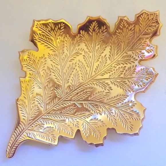 Vintage gold leaf serving tray - Picture 1 of 6